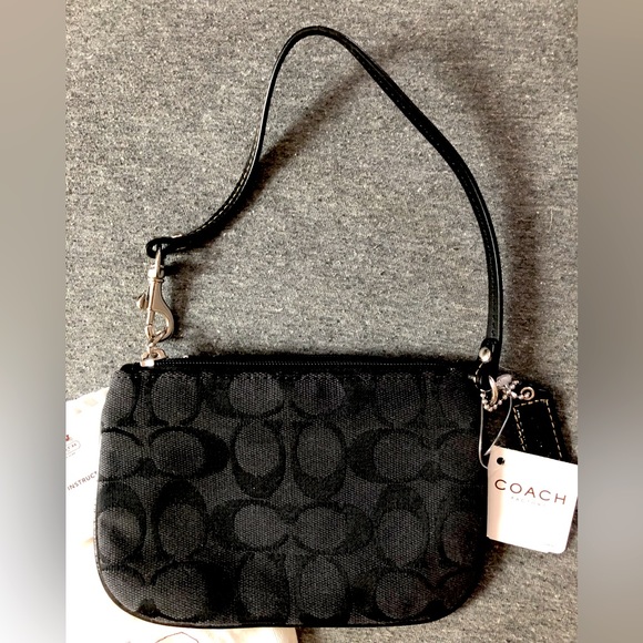 Coach Signature Wristlet Vintage Y2K New with duster bag - Picture 3 of 4
